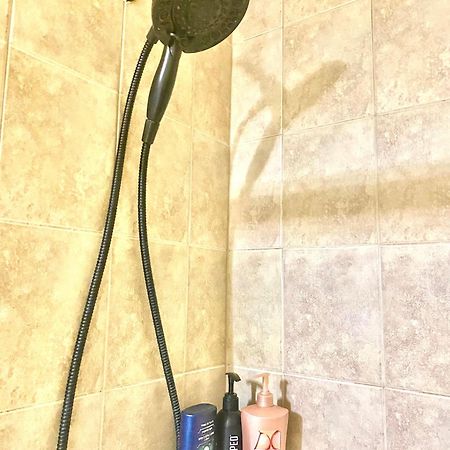 B3 A Private Room In Naperville Downtown With Desk And Wi-Fi Near Everything מראה חיצוני תמונה